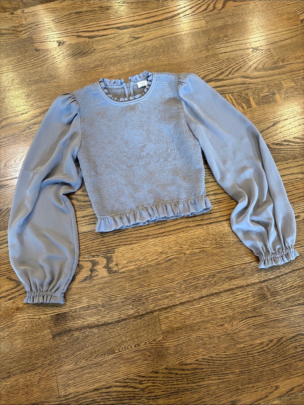 Aritzia Wilfred taupe Ruffled Long-Sleeve top, xS